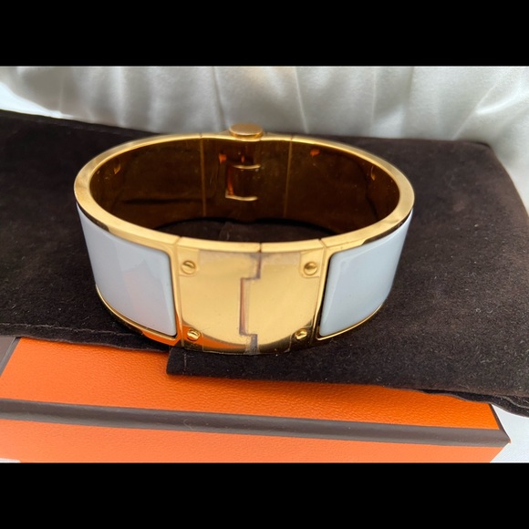 Hermes Enamel Hinged Bracelet - Size PM - Picture 5 of 8